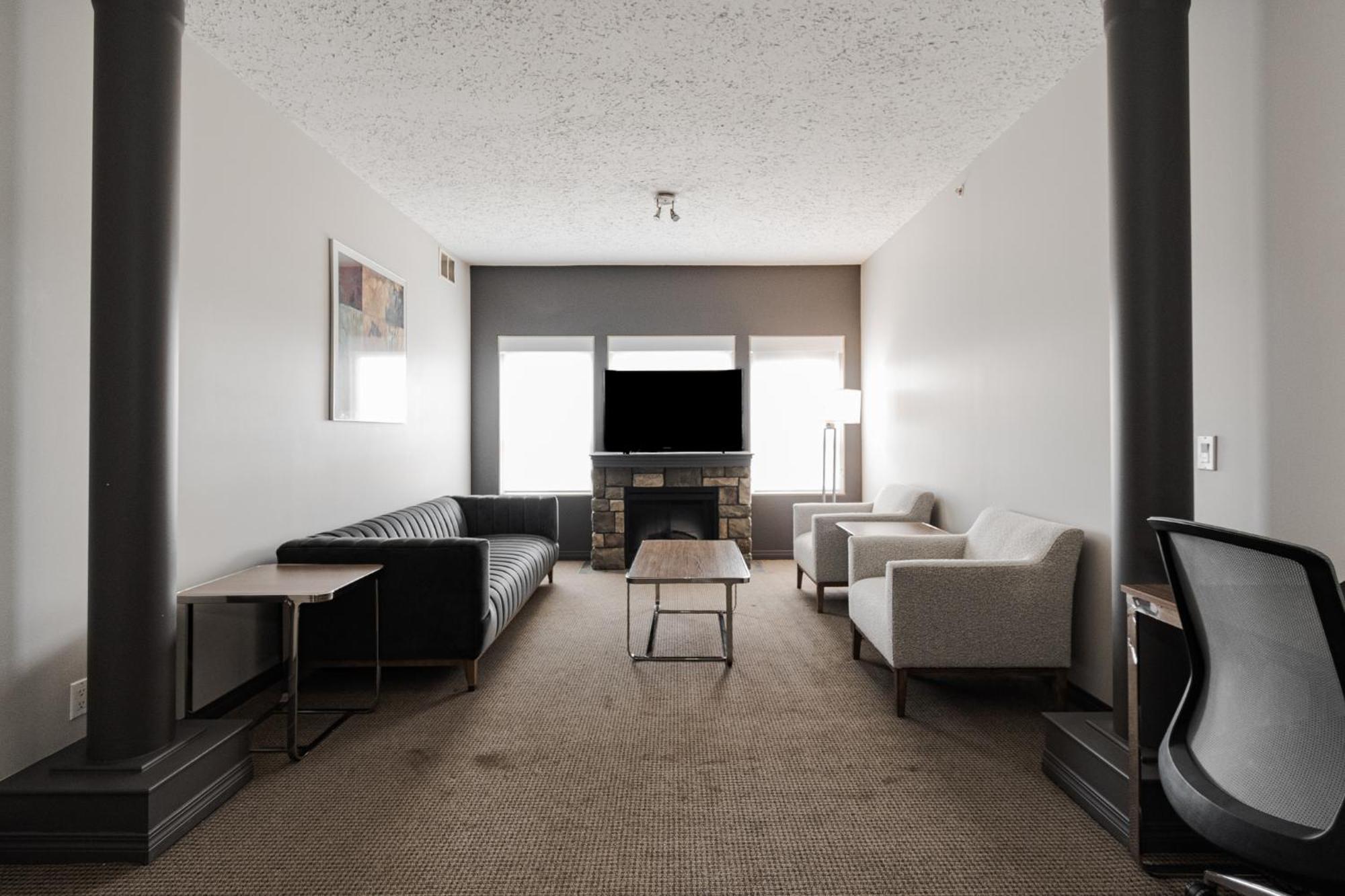 Premier Residence - Fort Mcmurray Exterior foto